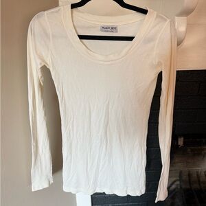 Michael Stars Women's Ivory Long Sleeve Tee